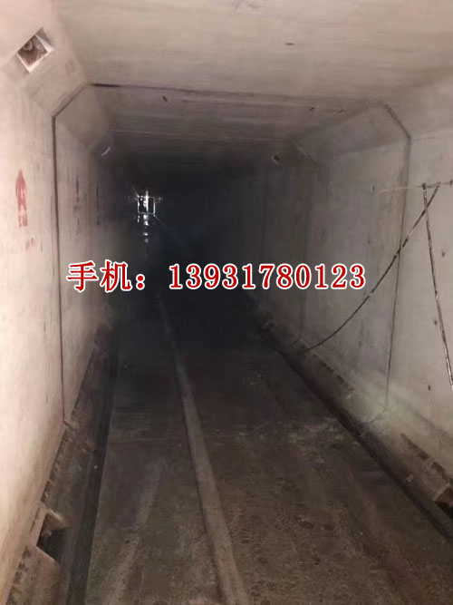 市政管廊防水卷材鋪設(shè)工程